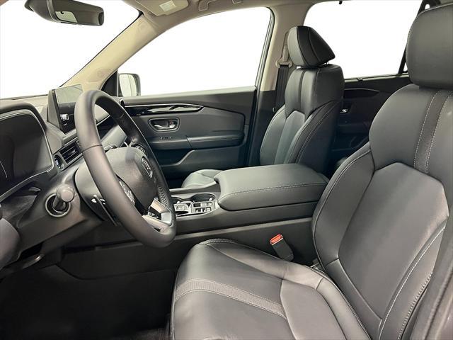 new 2025 Honda Pilot car, priced at $47,505
