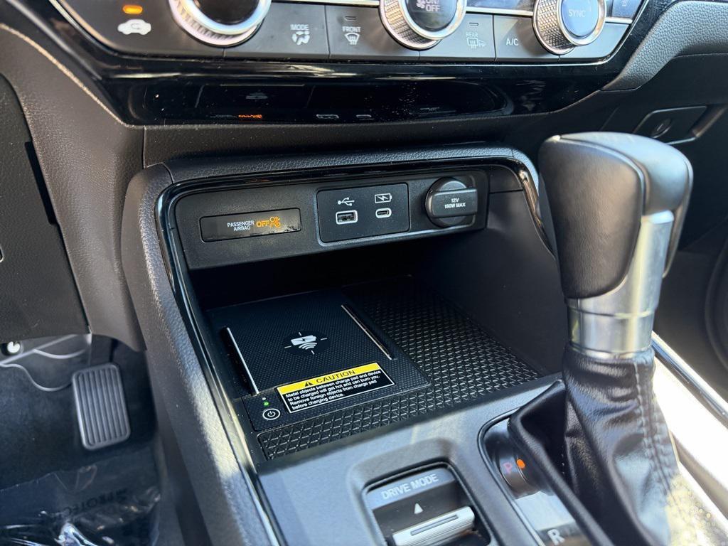 used 2024 Honda CR-V car, priced at $30,991