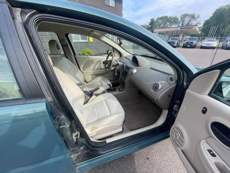 used 2007 Saturn Ion car, priced at $2,599