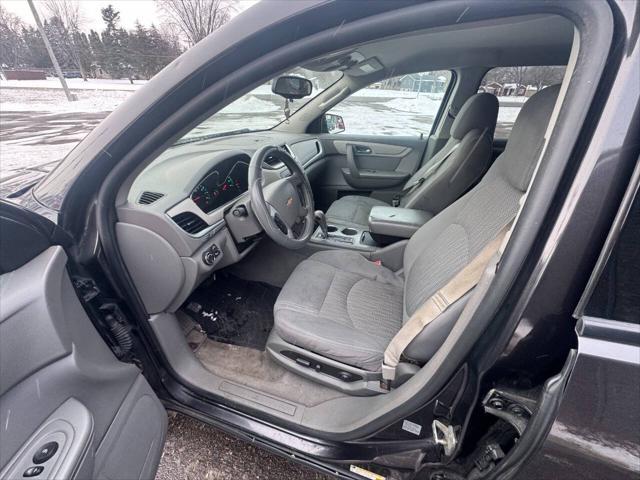 used 2014 Chevrolet Traverse car, priced at $3,999