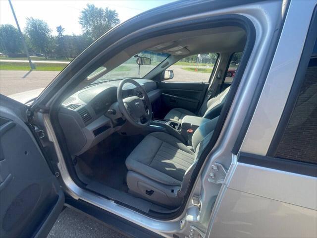 used 2006 Jeep Grand Cherokee car, priced at $4,599
