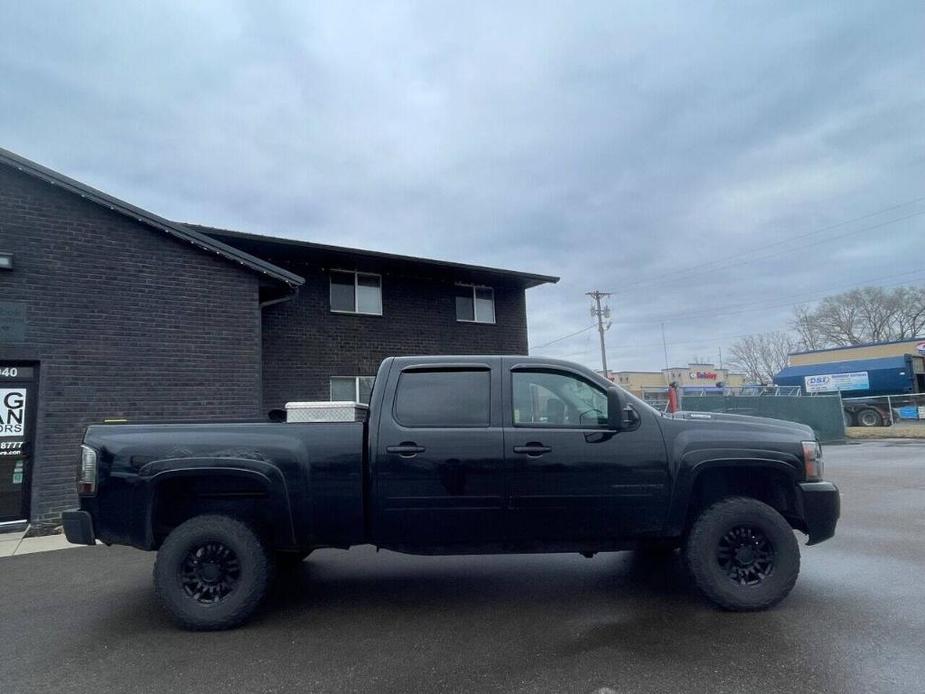 used 2009 Chevrolet Silverado 2500 car, priced at $12,999