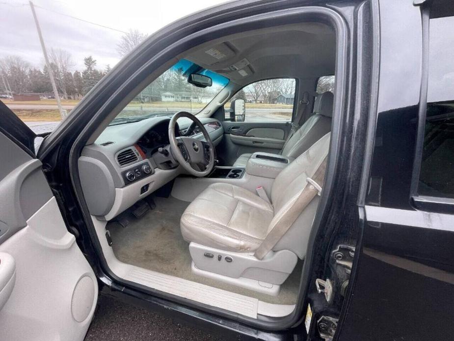 used 2009 Chevrolet Silverado 2500 car, priced at $12,999