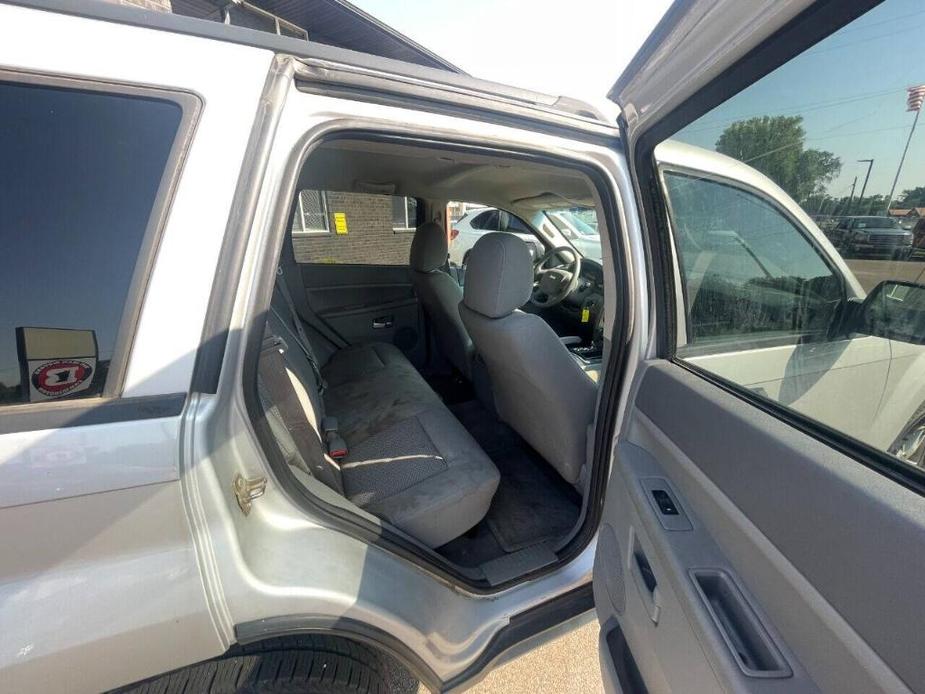 used 2006 Jeep Grand Cherokee car, priced at $4,599