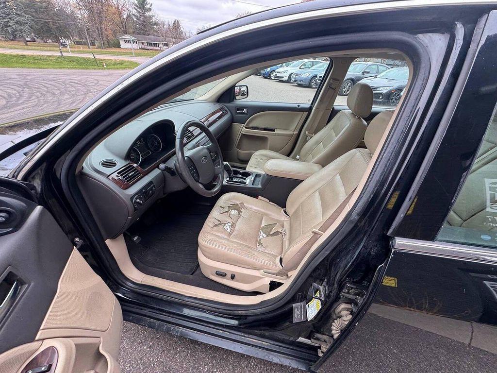 used 2008 Ford Taurus car, priced at $3,399