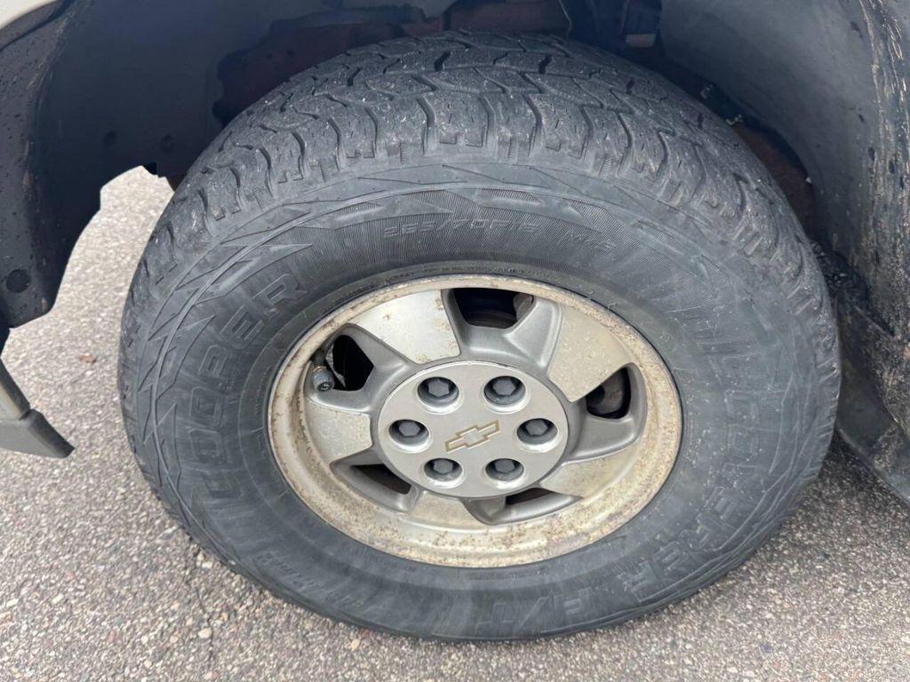 used 2002 Chevrolet Tahoe car, priced at $2,999