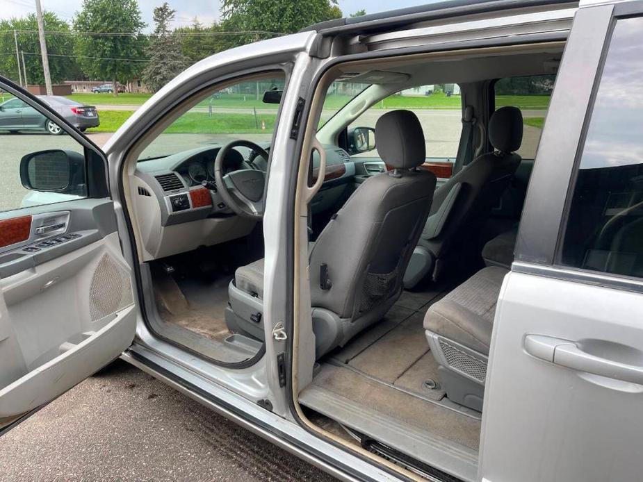 used 2009 Chrysler Town & Country car, priced at $3,799