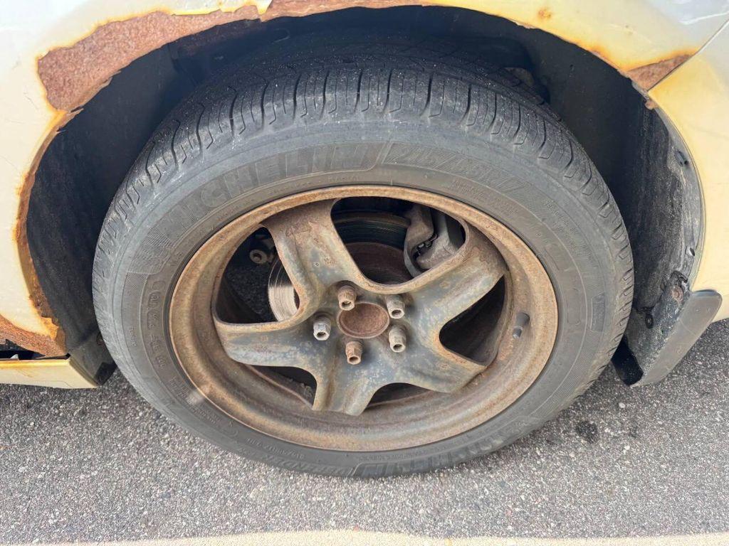 used 2009 Chevrolet Malibu car, priced at $1,999