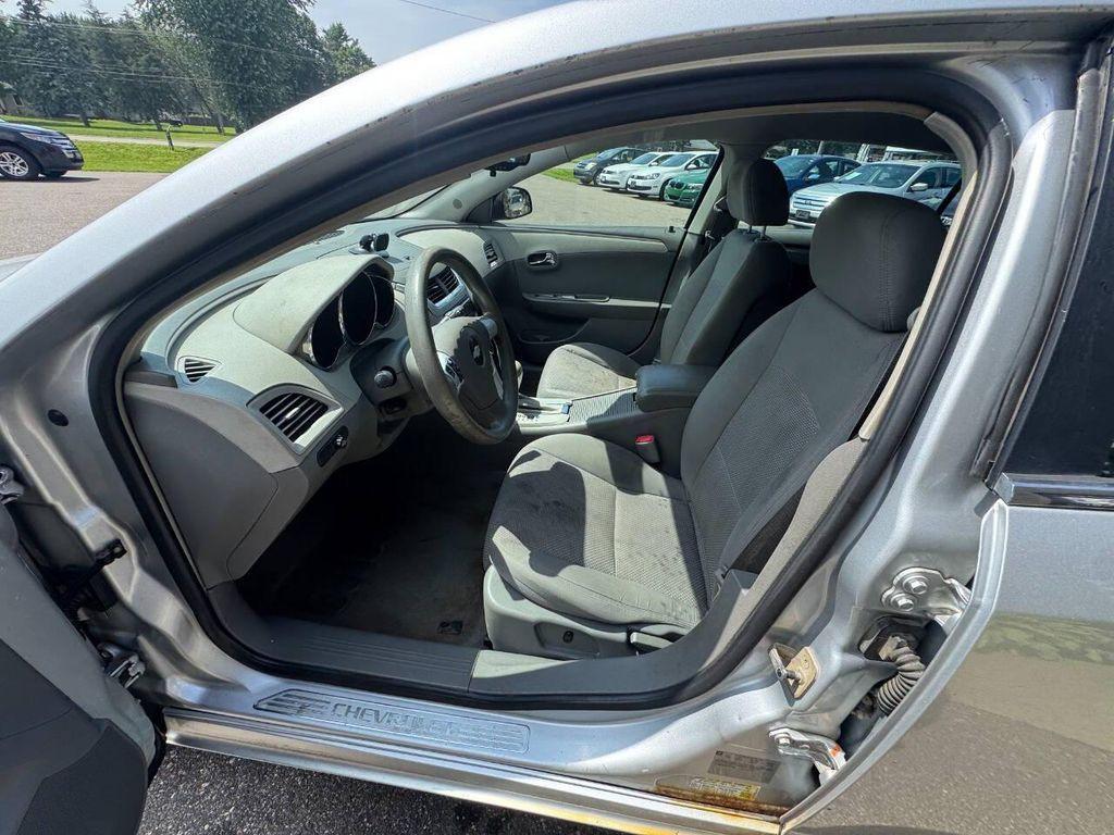 used 2009 Chevrolet Malibu car, priced at $1,999