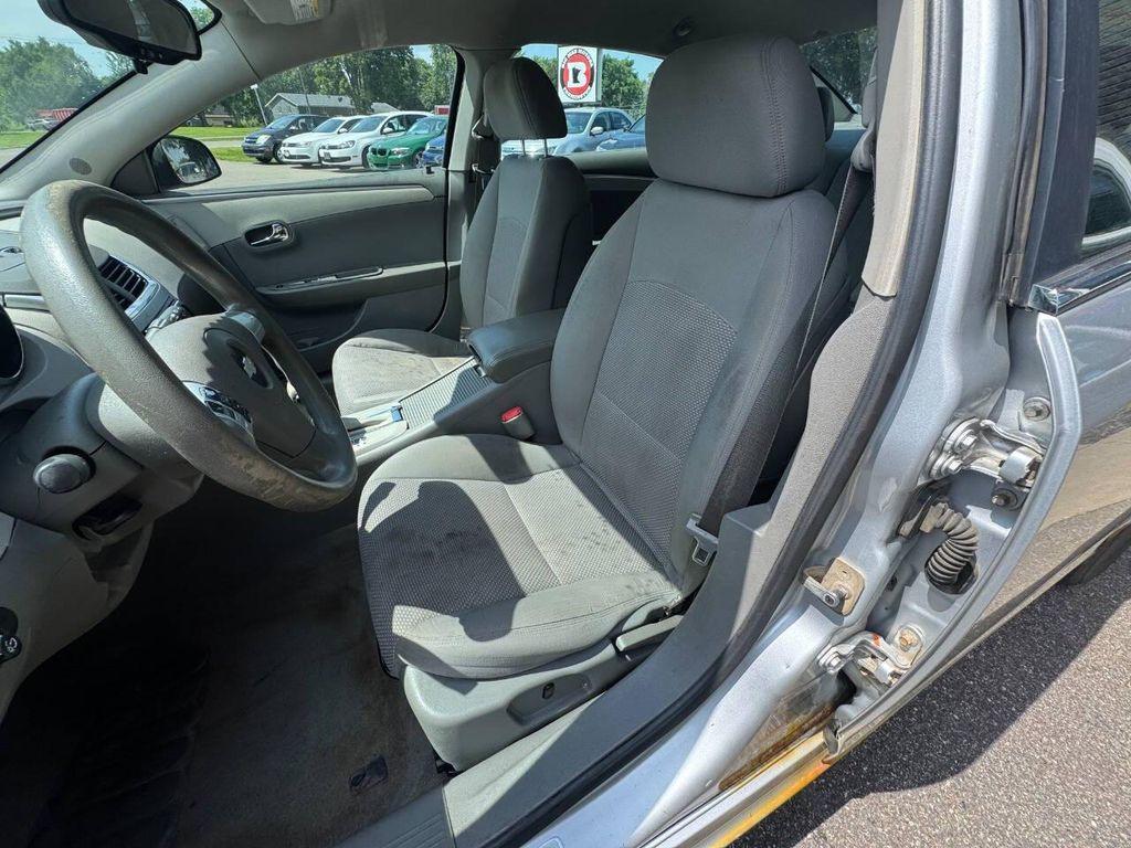 used 2009 Chevrolet Malibu car, priced at $1,999