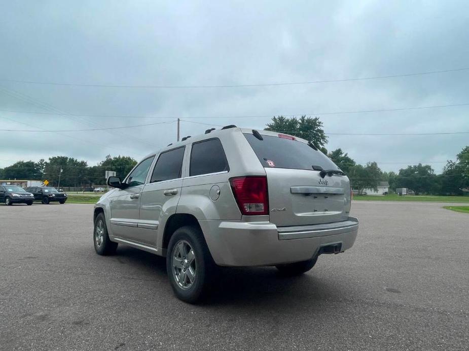 used 2007 Jeep Grand Cherokee car, priced at $3,499