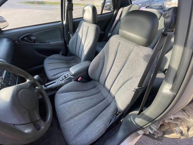 used 2005 Chevrolet Cavalier car, priced at $1,999