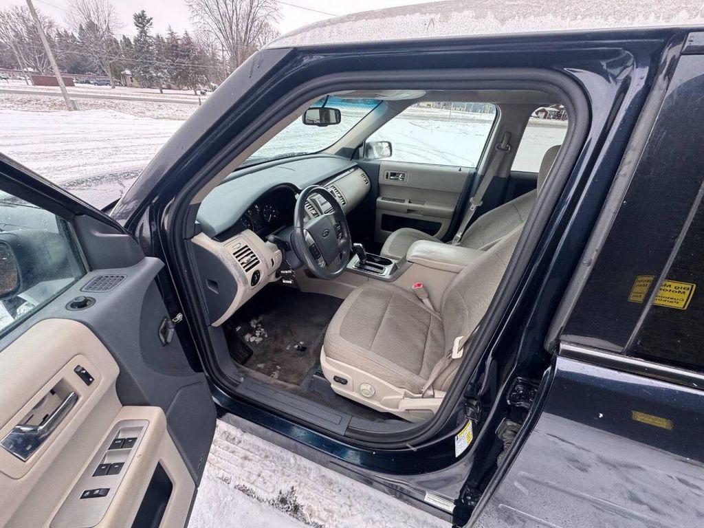 used 2009 Ford Flex car, priced at $3,999