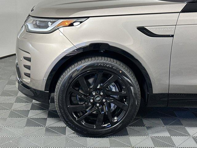 new 2024 Land Rover Discovery car, priced at $73,058