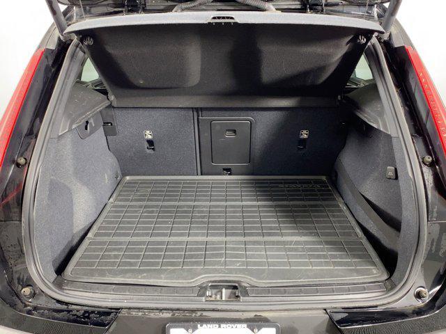 used 2019 Volvo XC40 car, priced at $21,498