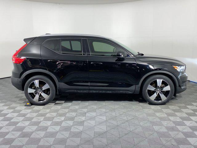 used 2019 Volvo XC40 car, priced at $21,498