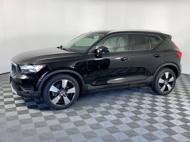 used 2019 Volvo XC40 car, priced at $21,498