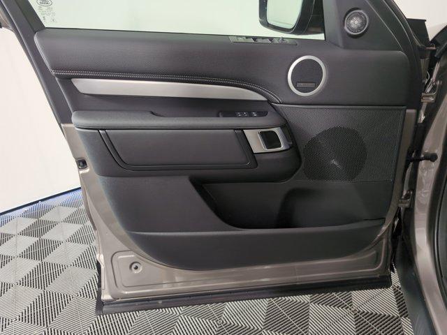 new 2025 Land Rover Discovery car, priced at $73,068