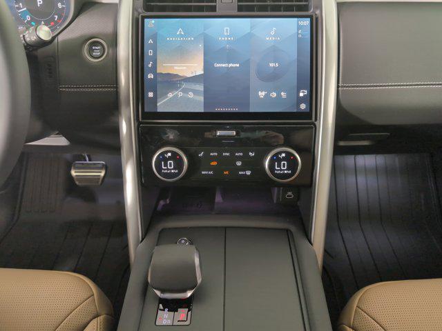 new 2025 Land Rover Discovery car, priced at $73,068