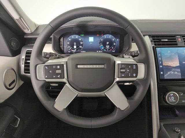 new 2025 Land Rover Discovery car, priced at $71,118
