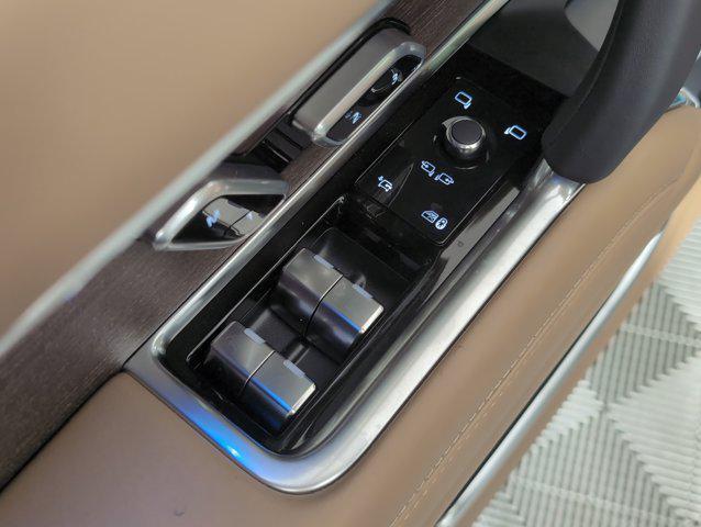 new 2025 Land Rover Range Rover car, priced at $140,011