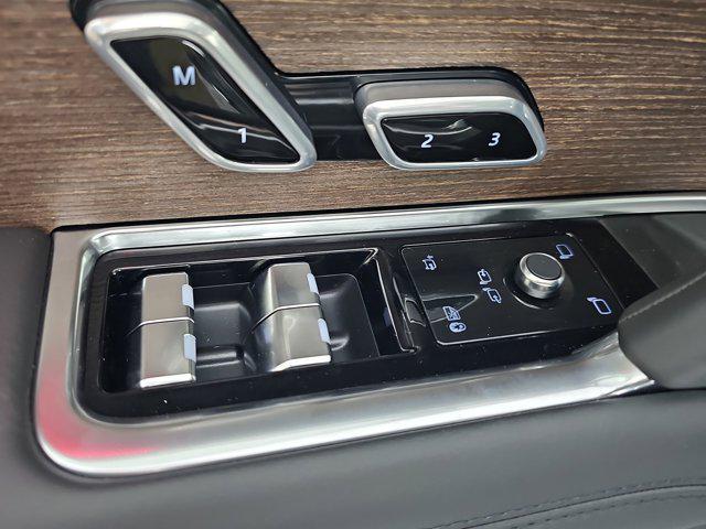 new 2025 Land Rover Range Rover car, priced at $141,275