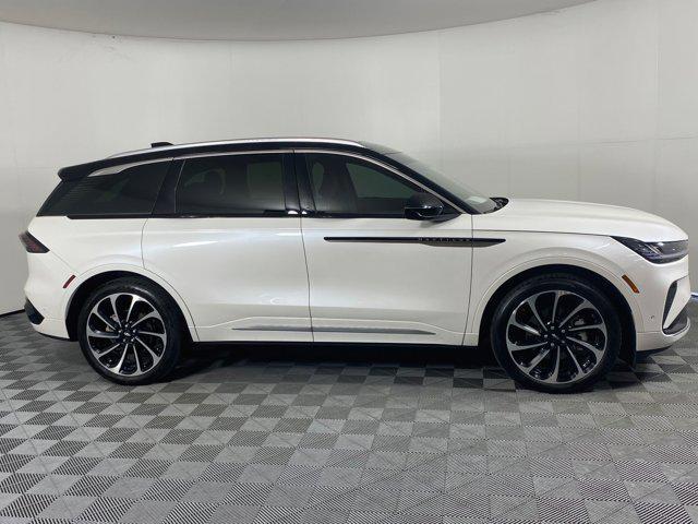 used 2024 Lincoln Nautilus car, priced at $56,998