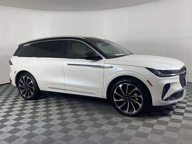 used 2024 Lincoln Nautilus car, priced at $56,998