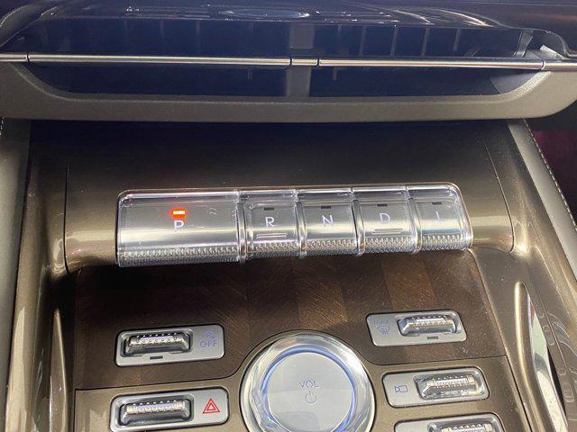 used 2024 Lincoln Nautilus car, priced at $56,998