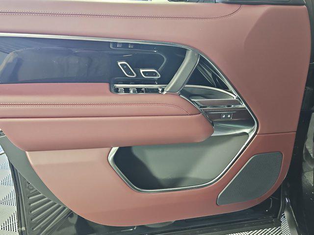 new 2025 Land Rover Range Rover car, priced at $152,375
