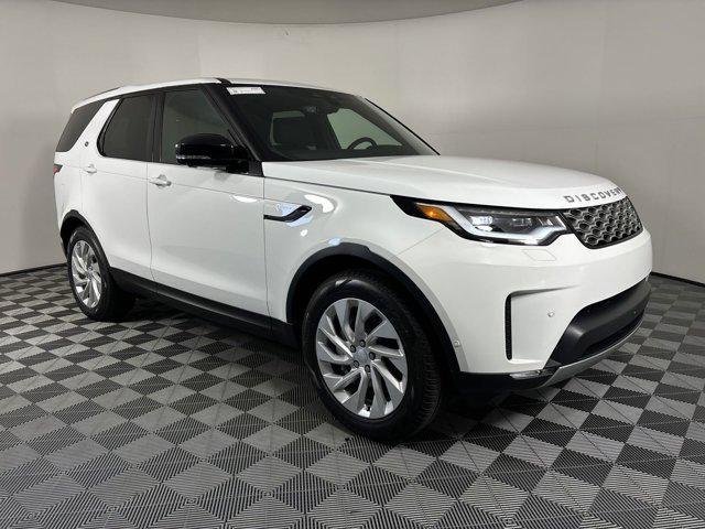 new 2025 Land Rover Discovery car, priced at $65,118