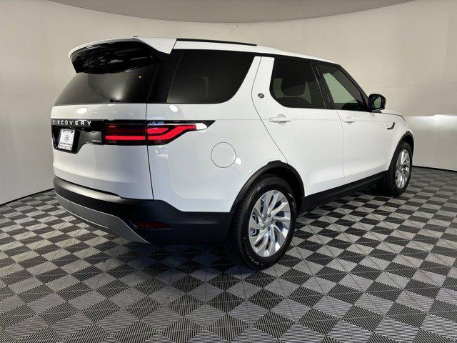 new 2025 Land Rover Discovery car, priced at $65,118