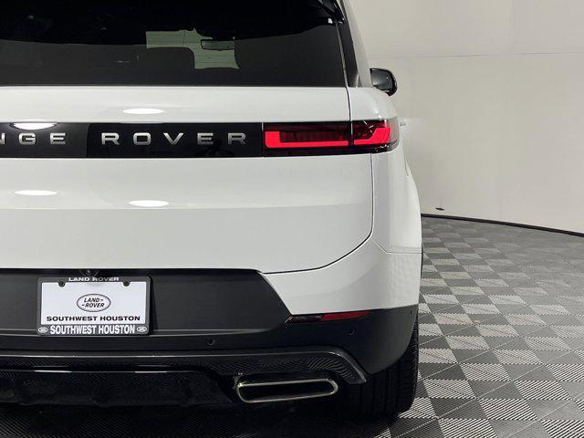 new 2025 Land Rover Range Rover Sport car, priced at $91,570