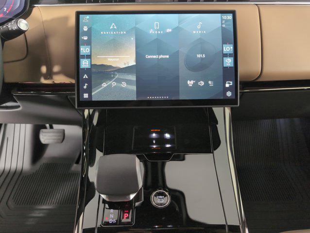 new 2025 Land Rover Range Rover Sport car, priced at $92,281