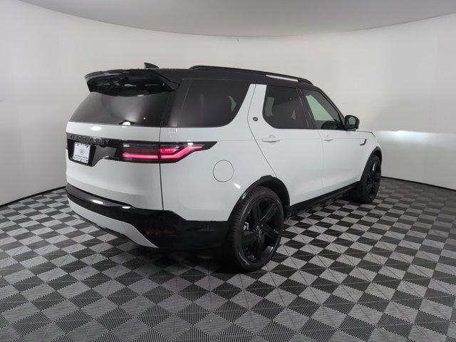 new 2025 Land Rover Discovery car, priced at $77,478