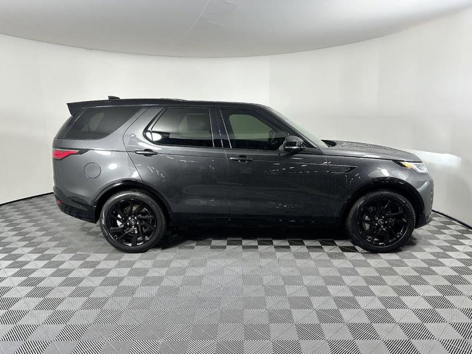 new 2024 Land Rover Discovery car, priced at $73,658