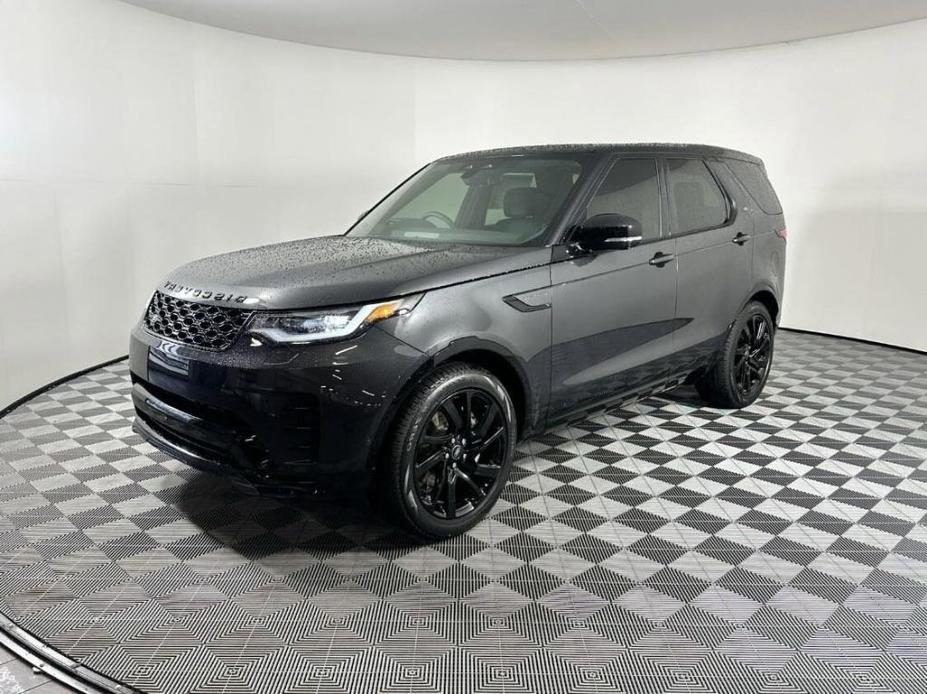 new 2024 Land Rover Discovery car, priced at $73,658