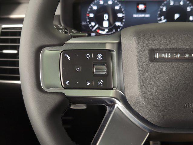new 2025 Land Rover Discovery car, priced at $76,728