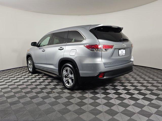 used 2014 Toyota Highlander car, priced at $12,999