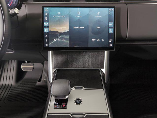 new 2025 Land Rover Range Rover car, priced at $160,415