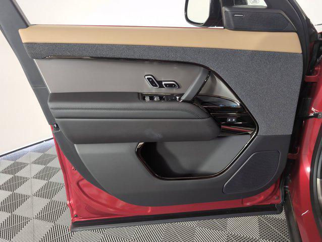 new 2025 Land Rover Range Rover Sport car, priced at $119,640