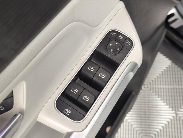 used 2020 Mercedes-Benz GLB 250 car, priced at $22,999