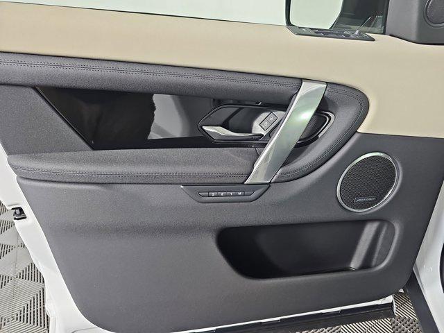 new 2025 Land Rover Discovery Sport car, priced at $52,348