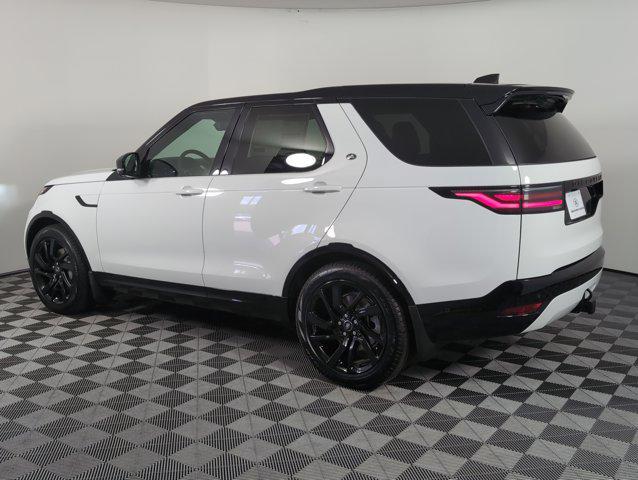 new 2025 Land Rover Discovery car, priced at $72,243