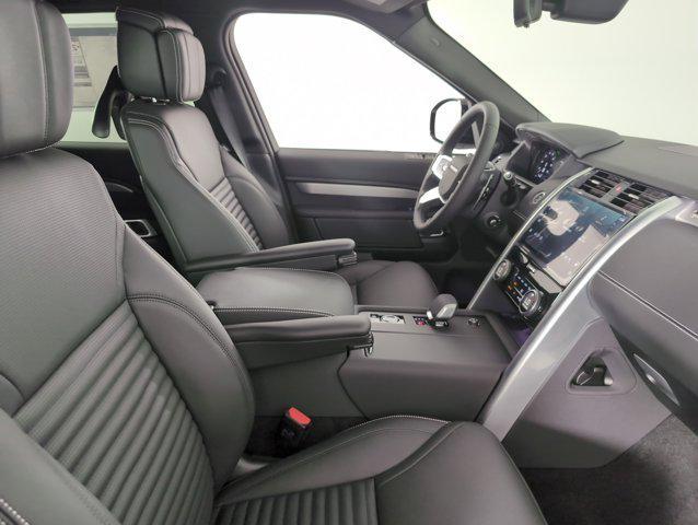 new 2025 Land Rover Discovery car, priced at $72,243