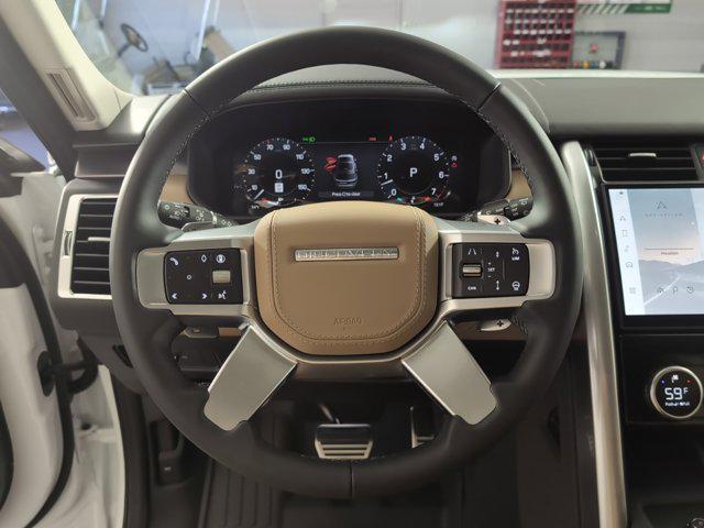used 2025 Land Rover Discovery car, priced at $86,378