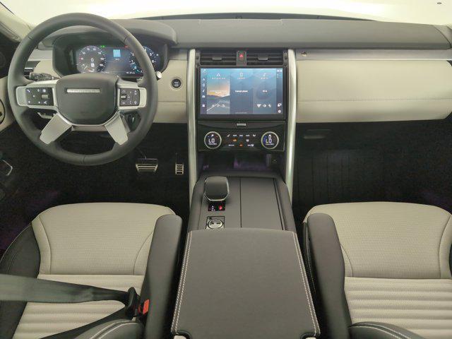new 2025 Land Rover Discovery car, priced at $73,518