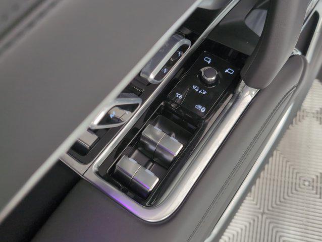 new 2025 Land Rover Range Rover car, priced at $119,515