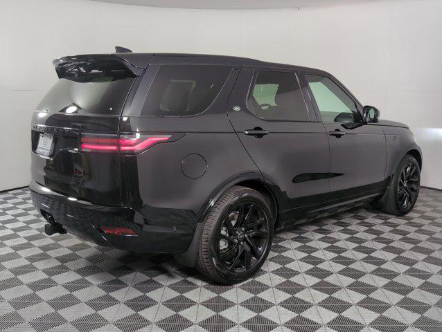 new 2025 Land Rover Discovery car, priced at $72,968