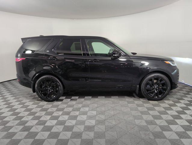 new 2025 Land Rover Discovery car, priced at $78,068